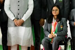 Avani Lekhara Shooter Tokyo Paralympics mdealist with PM Narendra Modi